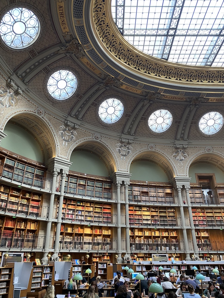Paris—Oval Room @ Bibliothèque Nationale de France